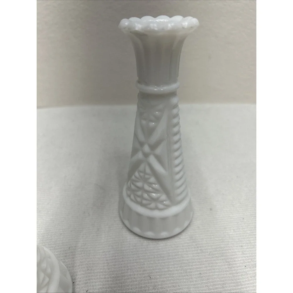 2 Vintage White Milk Glass Stars and Bars Flower Bud Vase 6